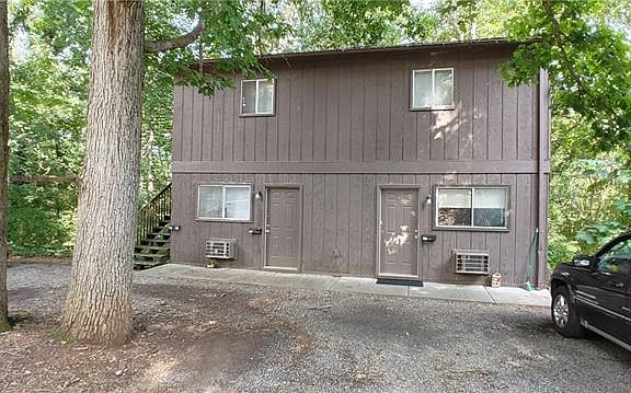 2nd image of 437 3rd Avenue Dr SE