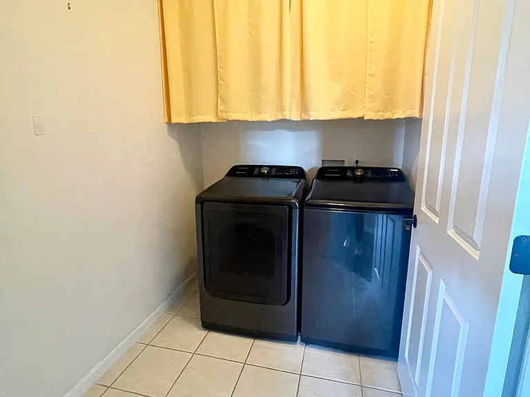 8412 S Holland Ct #303 — Photo 13