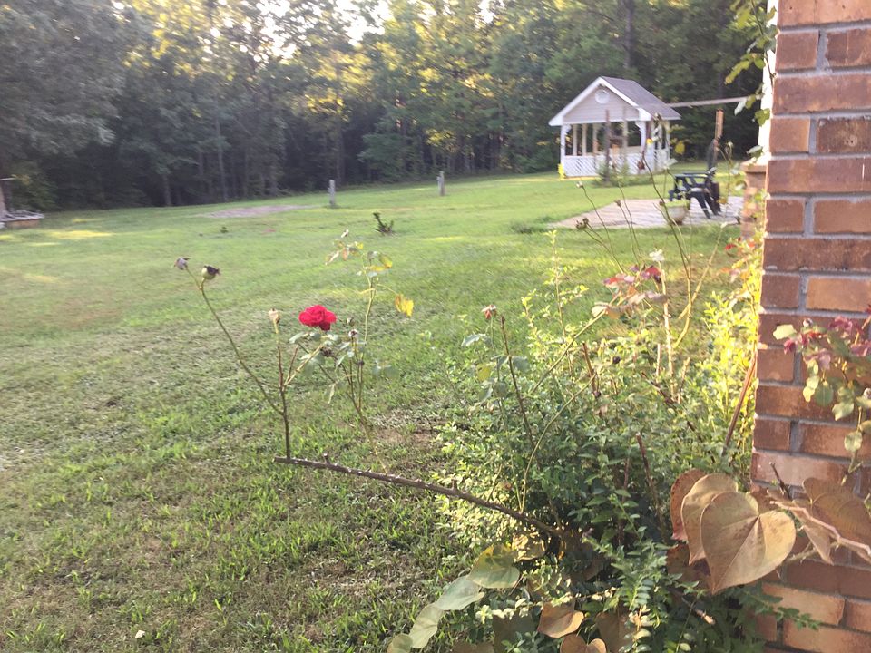 2nd image of 103 Oakland School Rd
