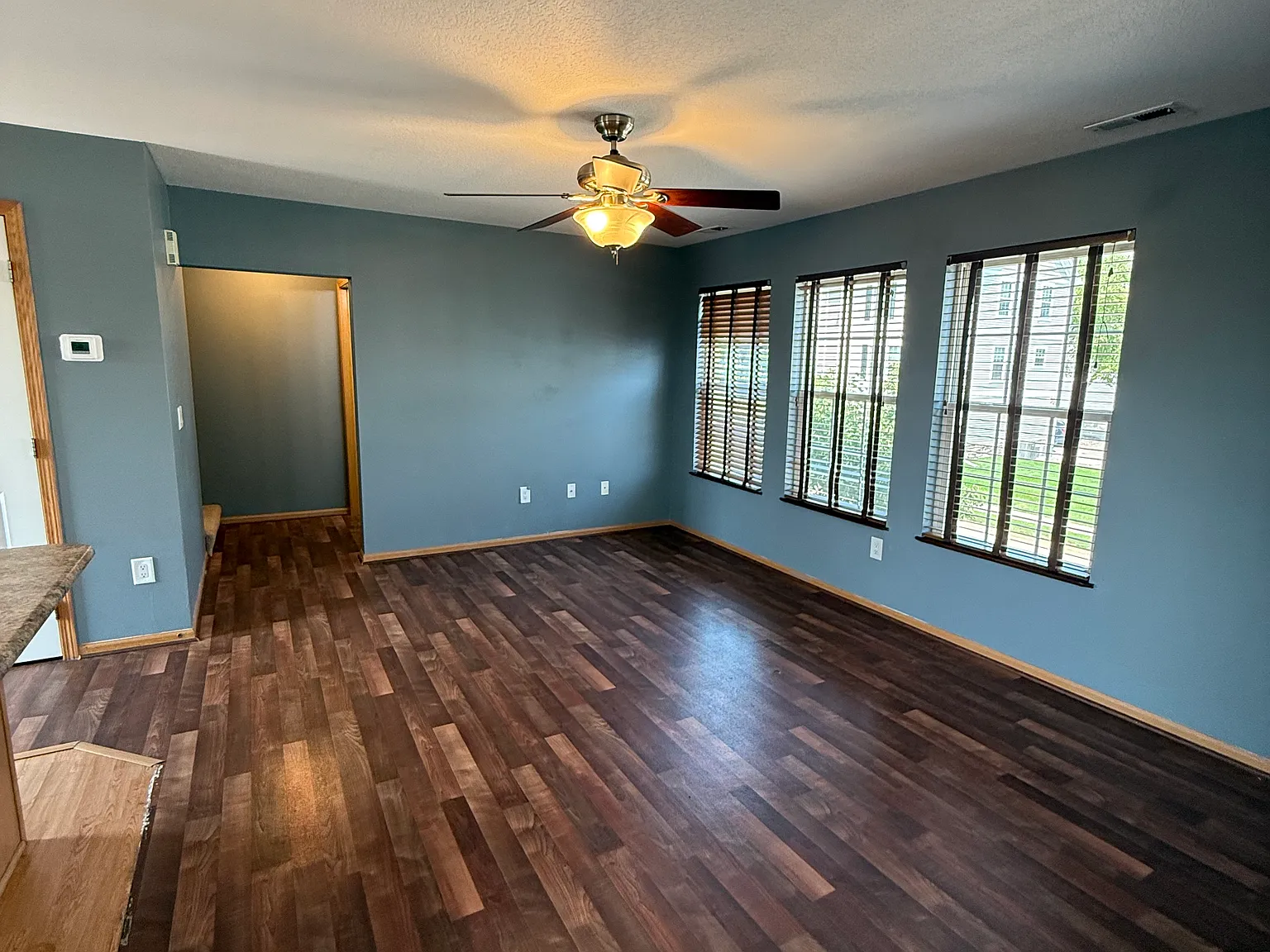 2 bed, 1056 sqft, $1,500 — Photo 3