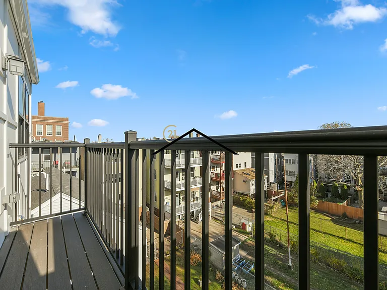 219 Paris St #4 — Photo 18