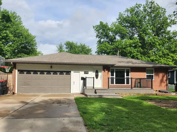 1200 N 18th St, Beatrice, NE 68310