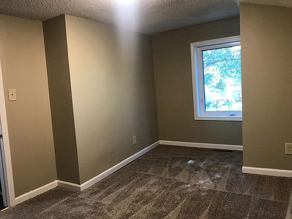 5th image of 804 Frank Hall Dr