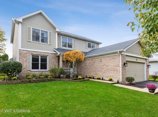 342 Diversey Pkwy, West Chicago, IL