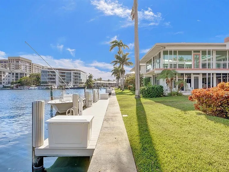 2760 Yacht Club Blvd #10C — Photo 28
