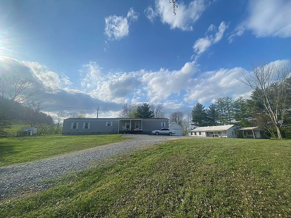 2941 Black Diamond Rd photo 1