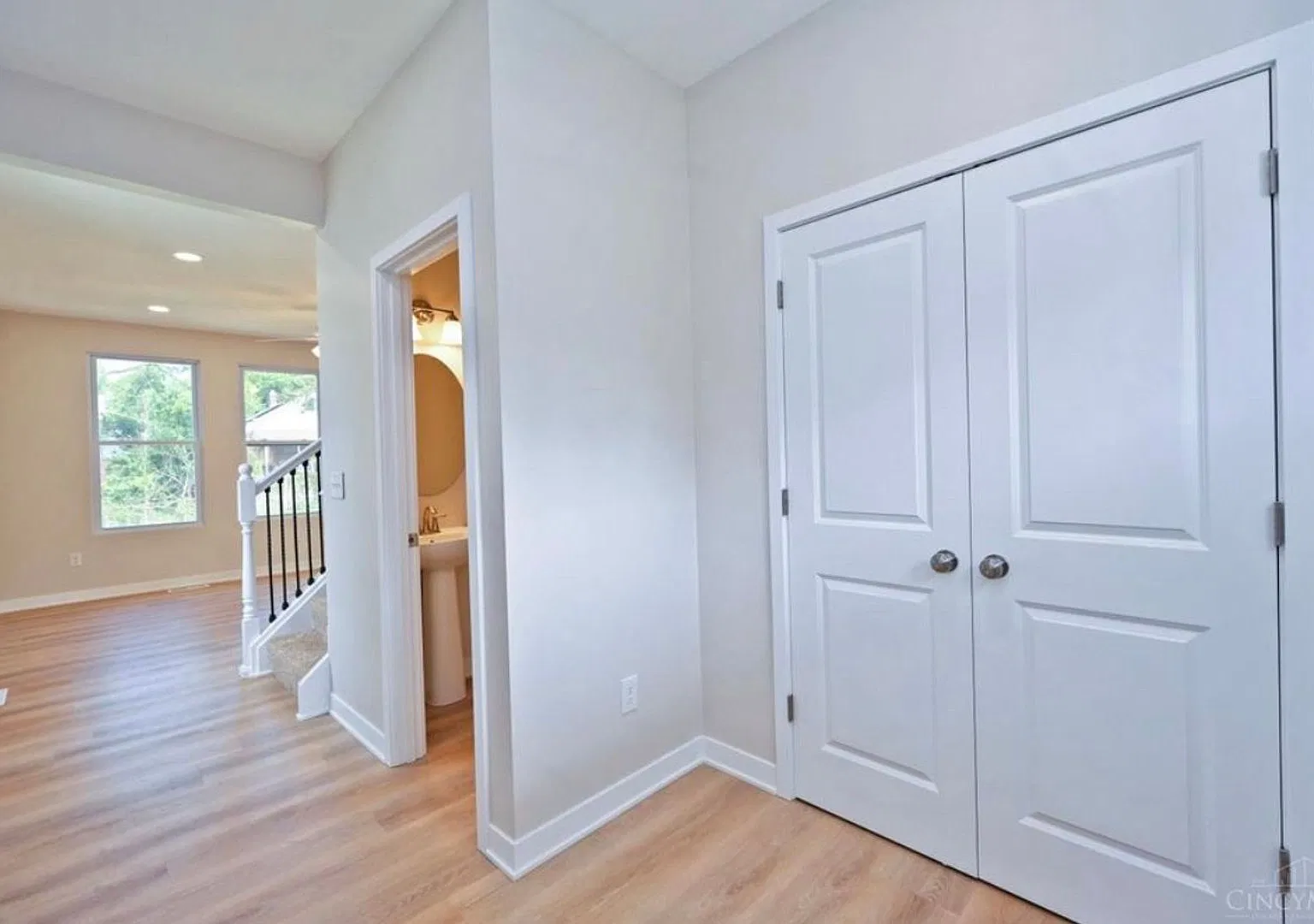 Brand New 4 Bedroom House — Photo 3