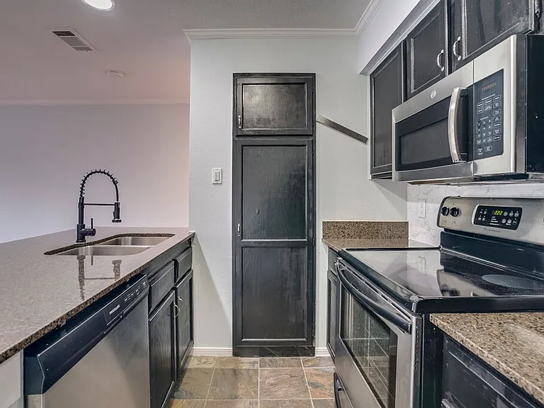 8888 Tallwood Dr #2206 — Photo 9