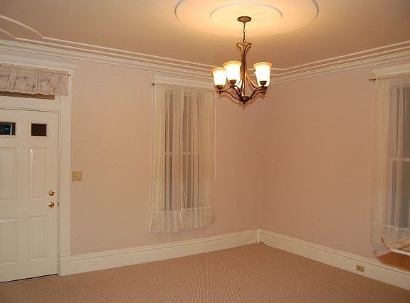 5th image of 416 Hill Ave
