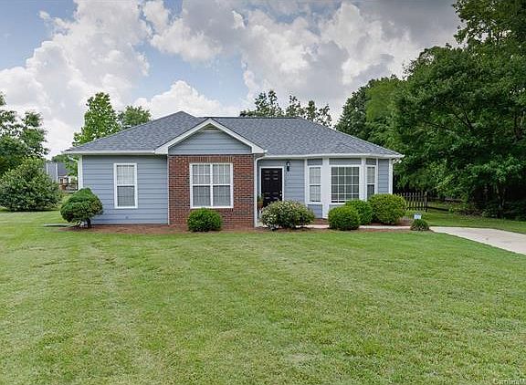 2nd image of 5105 Woody Knoll Ct