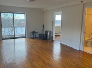 36-33 169th St #3, Flushing, NY 11358