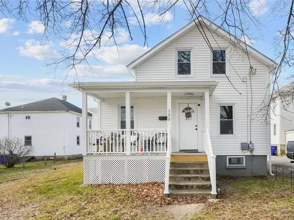 155 Archambault Ave, West Warwick, RI 02893