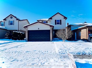 128 Stonyburn Cres, Cambridge, ON N1R7X3