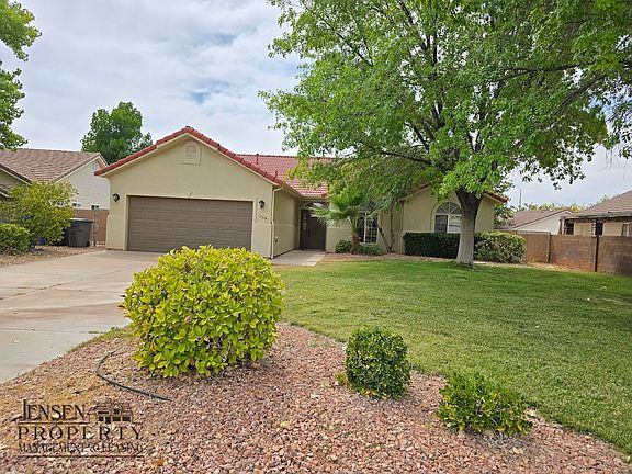 5th image of 1209 N 1610 West Cir