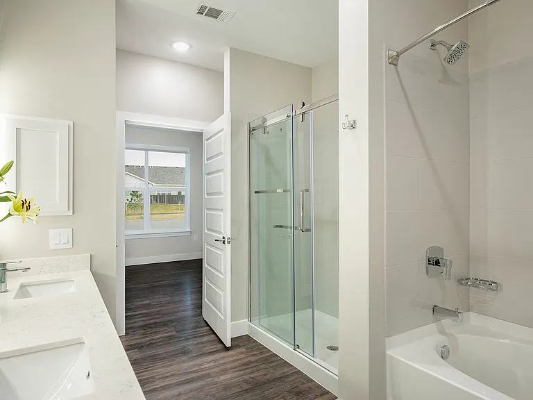 Icon Apartment Homes at Ferguson Farm — Photo 15