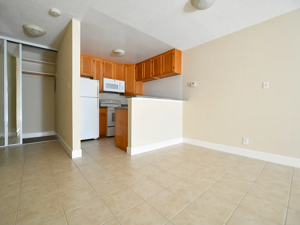Open Kitchen