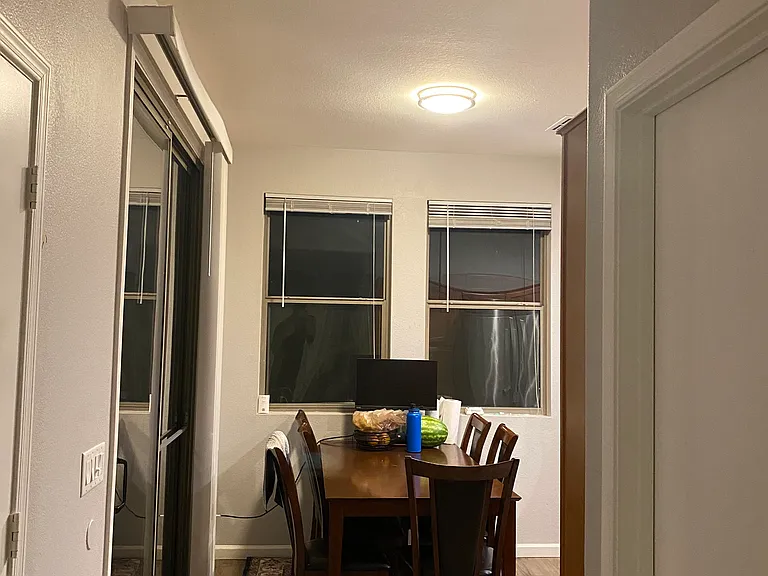 1886 E Don Carlos Ln #151 — Photo 4