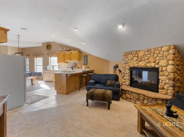 695 Movie Ranch Rd #11, Duck Creek Village, UT 84762