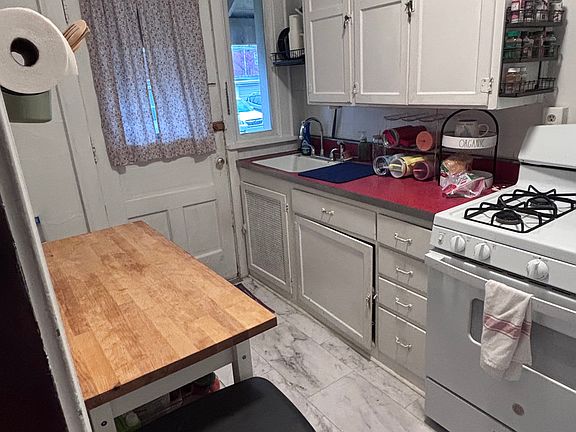 5th image of 1634 Glenn Ave