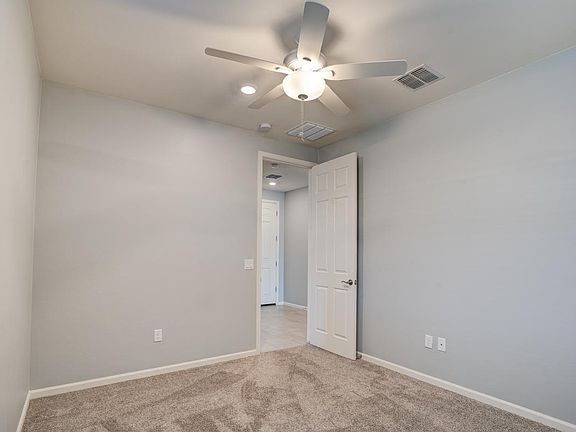 2nd image of 3427 W Scenic Park Dr