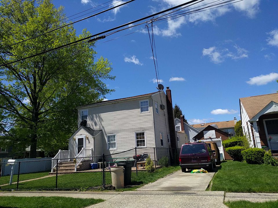 1st image of 208 Fenimore Ave