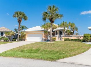 6 Windward Ct, Cape Haze, FL 33946