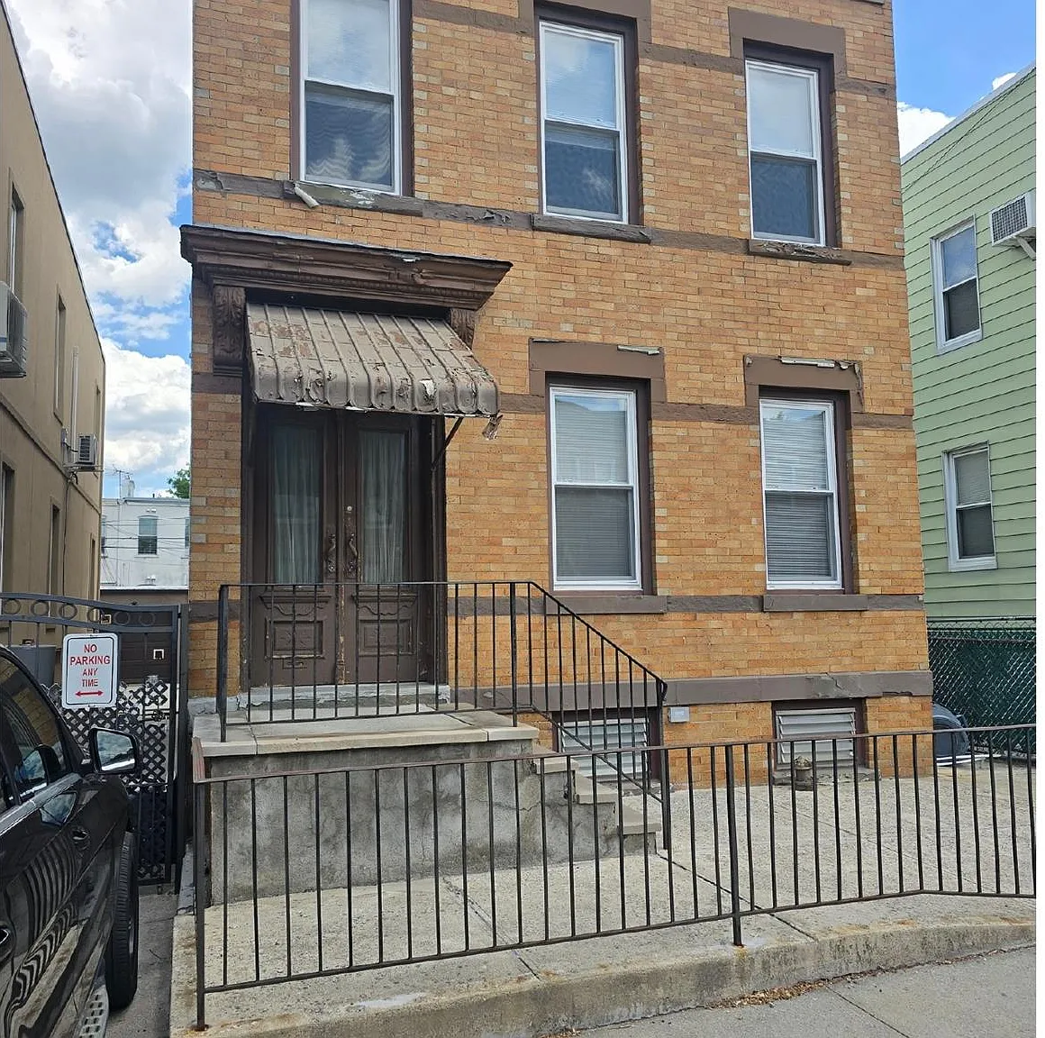 2 bed, 1.0 bath, 679 sqft, $2,850 — Photo 2