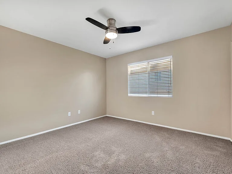 2016 Magpie Ct — Photo 16