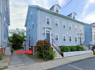 9B Broadway Ter, Rockport, MA 01966