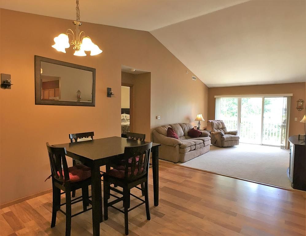 520 Windstone Dr, Hartland, WI 53029 Zillow