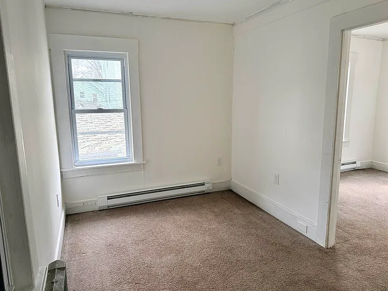 28 Brook St #2 — Photo 8