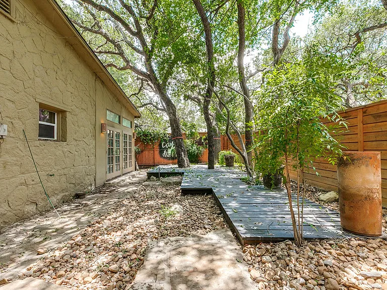 236 Castano Ave — Photo 23