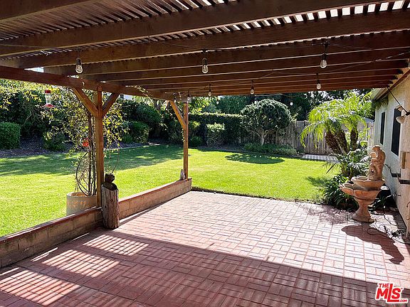 5th image of 2154 El Rancho Dr