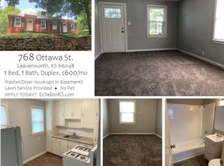 768 Ottawa St, Leavenworth, KS 66048