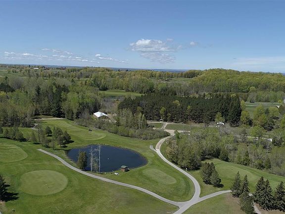 3rd image of 0 Fairway Ct