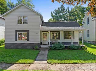 229 Orton St, Howard City, MI 49329