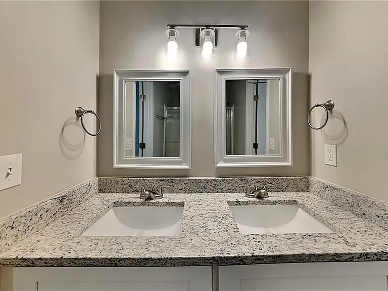4922 Anclote Dr — Photo 17