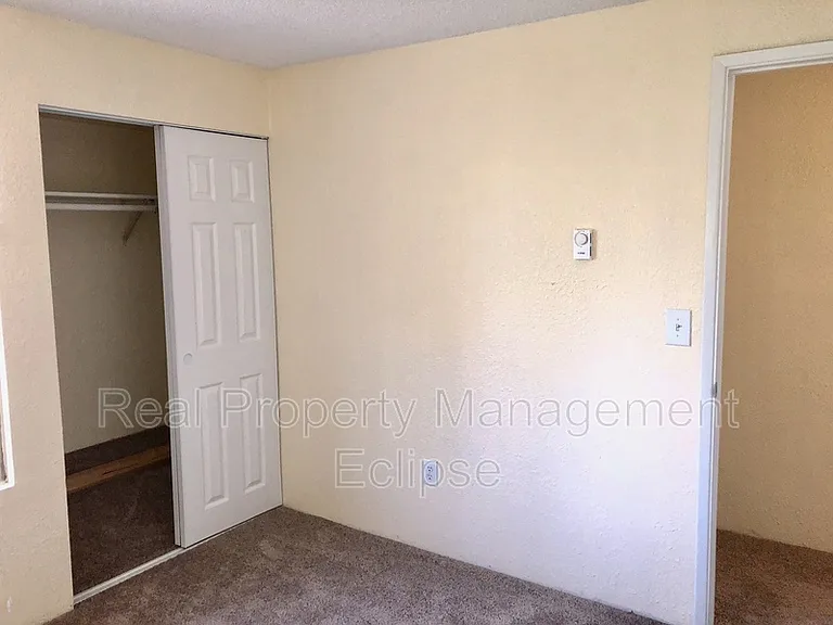 902 28th St NE #902 — Photo 8