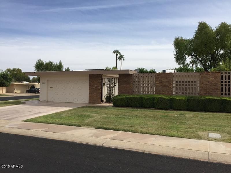 1st image of 10325 W Garnette Dr