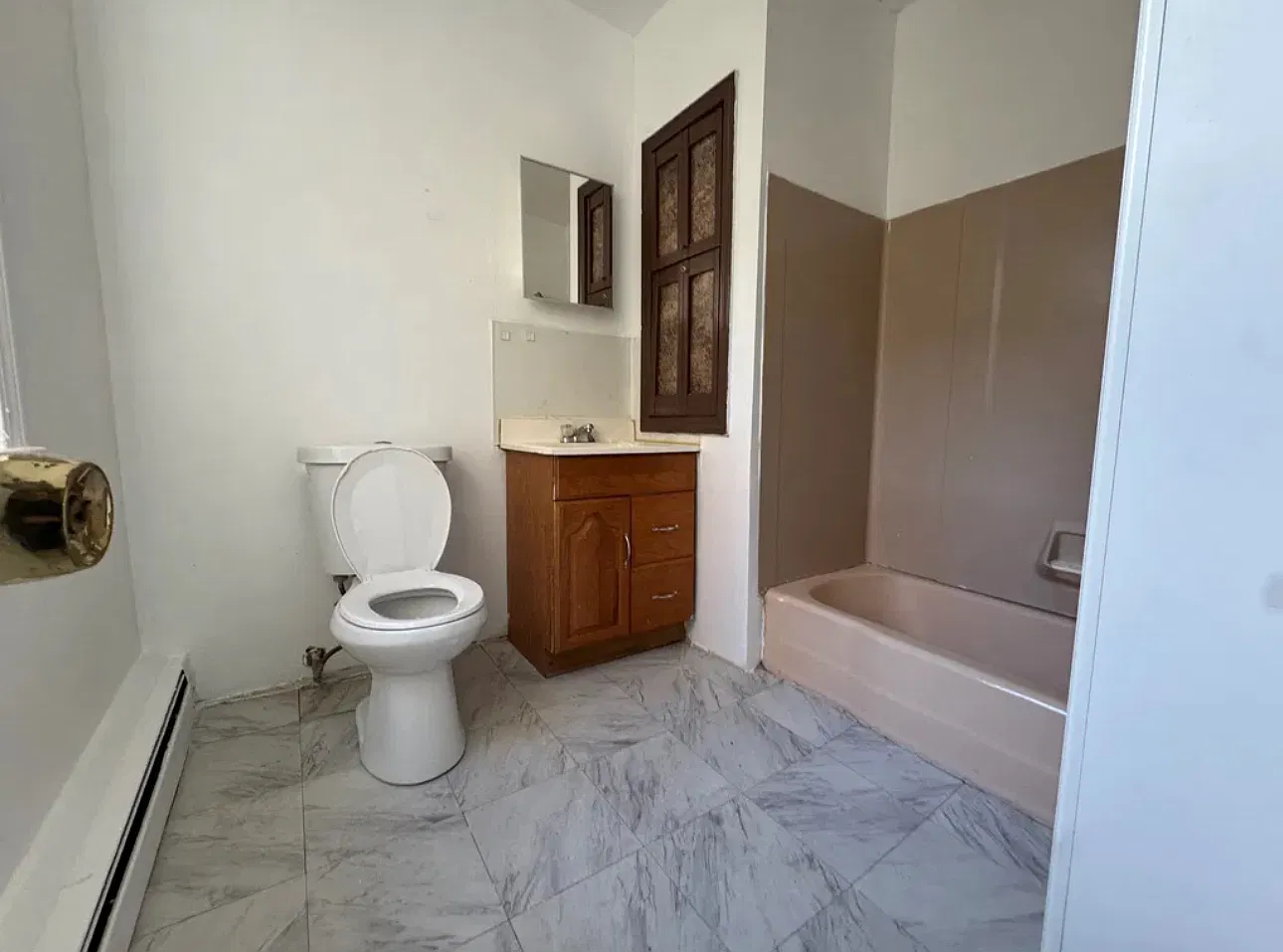 1 bed, 800 sqft, $949 — Photo 4