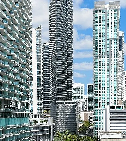 1000 Brickell Plz #4906 — Photo 23