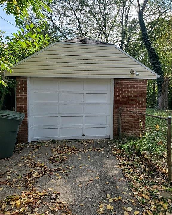 2nd image of 1432 Philadelphia Dr