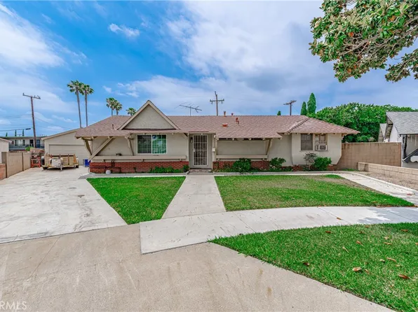 2480 W Lullaby Ln, Anaheim, CA 92804