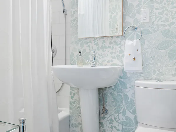 30 East Ninth Street image 10 of 11