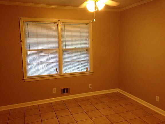 separate dining room