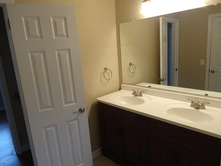 5773 Gumtree Rd — Photo 5