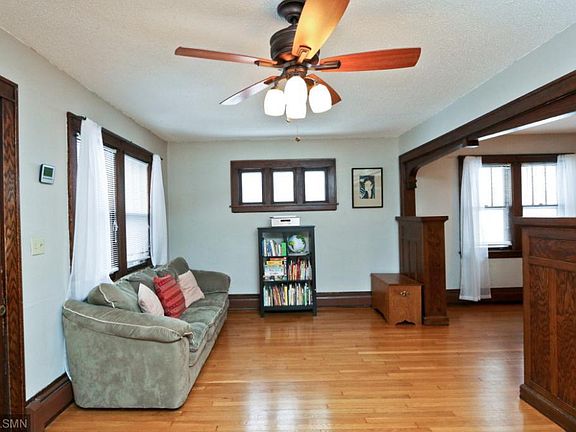 3rd image of 856 Sherwood Ave