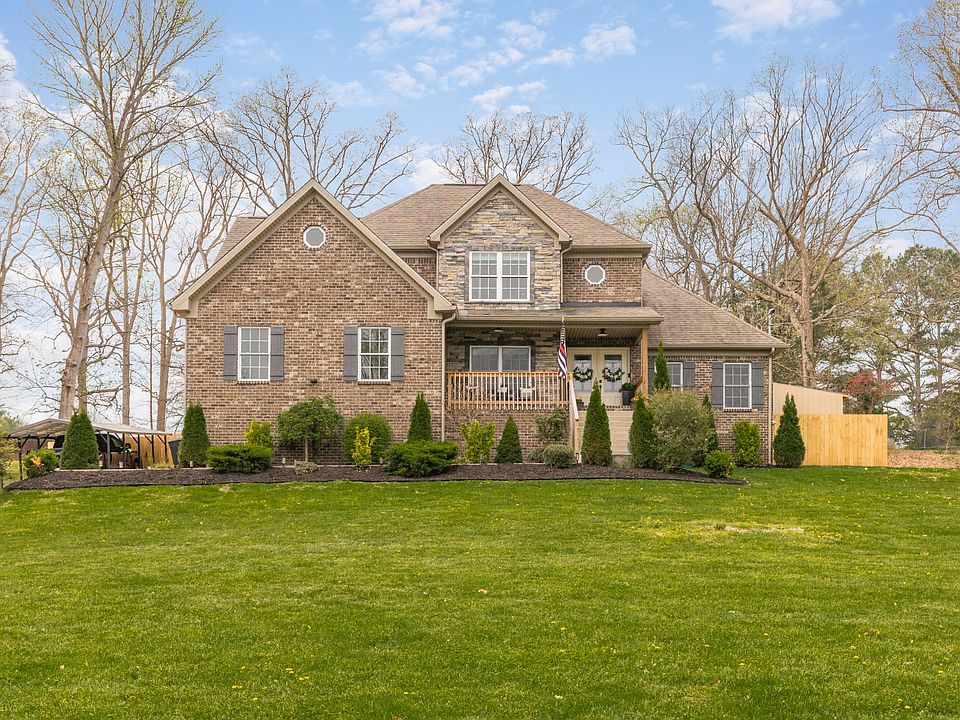 1st image of 714 Eastland Ln
