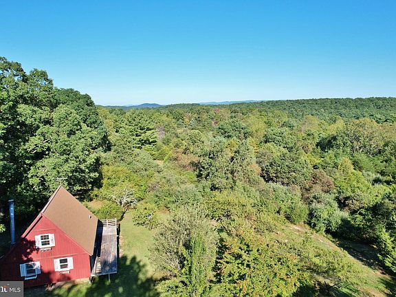 2nd image of 81 White Tail Ln