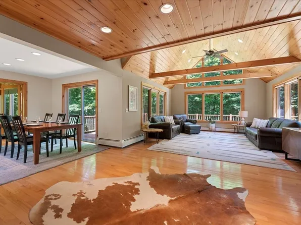 17 Moose Hollow Road, Winhall, VT 05340